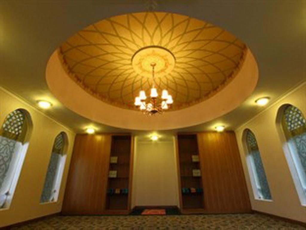 Aziza Syariah Hotel Solo By Horison Exteriör bild